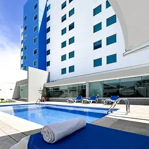 Hotel Express Mérida, An Ihg ****